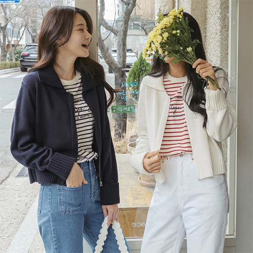  마이더스비 마티 스트라이프 레터링 티셔츠