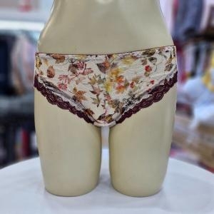 보디가드 레이스와 와인퍼플 컬러매치가 화려하면서 페미닌한 스타일BGWPA902_이미지