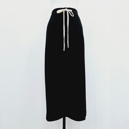 쿠기 포커스 스커트 FS4A7SK0048BK_SH 57566_FS4A7SK0048BK