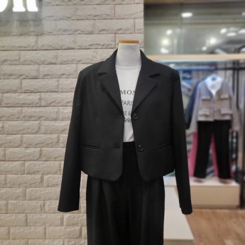 셋업 크롭 자켓 TRJQ24347