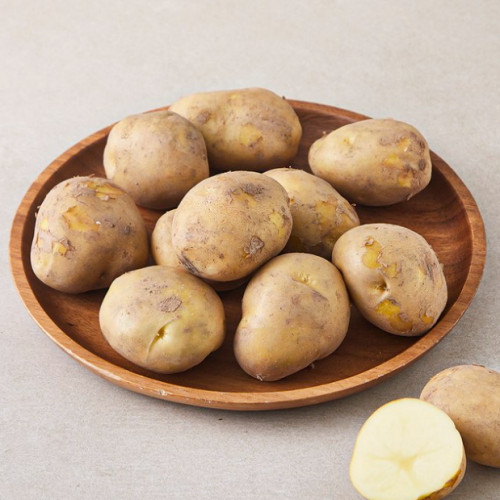 쿠팡 못생겨도 맛있는 국내산 감자 1kg (4개)_이미지