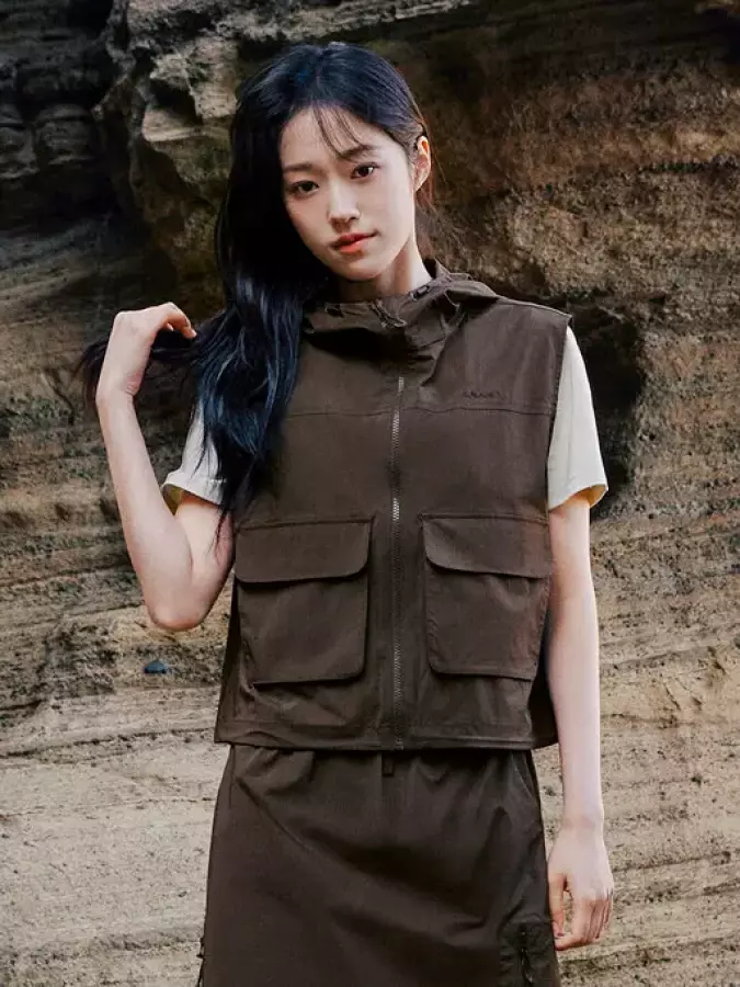 알래스카 여성 경량 나일론스판 후드 베스트 PAG2VP2420BR_DJ