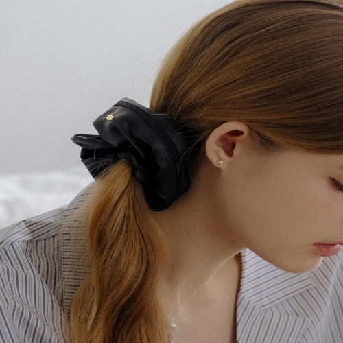 하스 HLD003 Satin pouch scrunchie