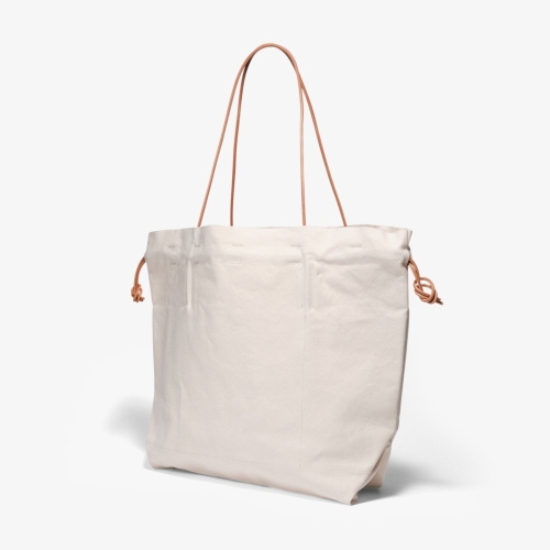 아미 샌프란시스코마켓 ACALVA 아칼바 SCARECROW TOTE L WHITE/ ACE1M80010A00