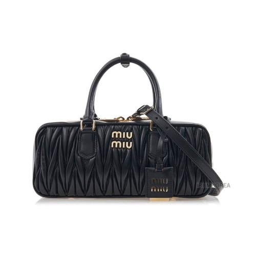 미우미우 아르카디 마테라쎄 나파 가죽 백_5BB148 N88 F0002