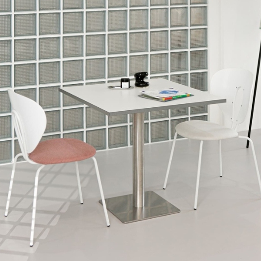 헤닝 셀리 사각 식탁 800