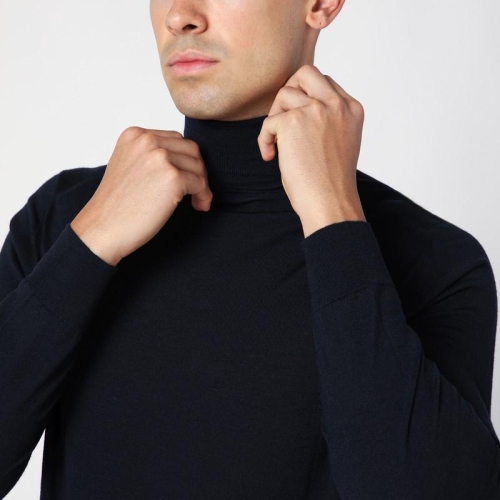 드루모어 DRUMOHR 블루 울 터틀넥 스웨터 D0D104WO/XH DRUMH-790