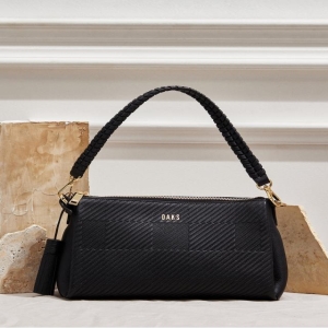 닥스 여성 하우스체크 경판 가죽 숄더백_DCBA2E415BK