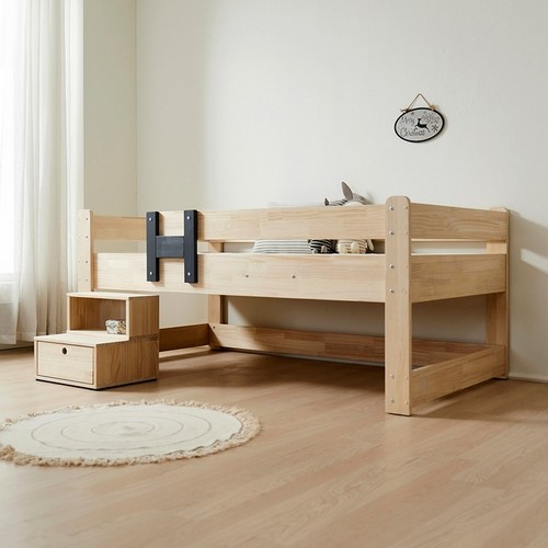 �����۴�ó ���� ���� �ҳ��� ���� ������ ���� ��Ŀ ħ�� S