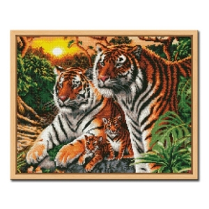 아트홀릭 보석십자수 D444_호랑이 가족_이미지