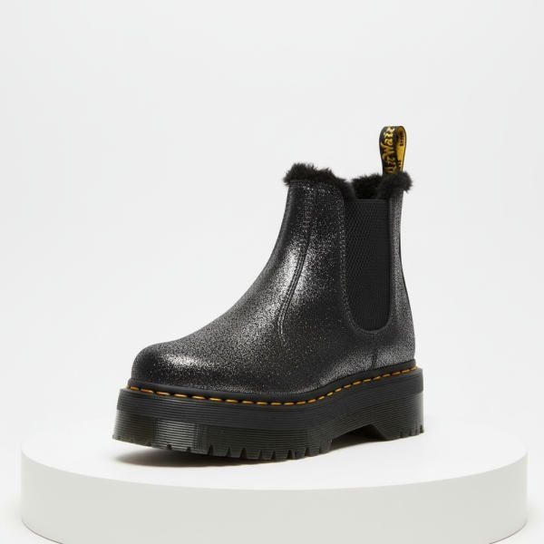 DR.MARTENS 2976 쿼드 퍼라인드 디스트레스트 메탈릭 714221