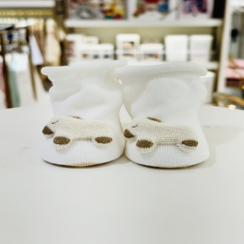 에뜨와 e 블로니양말 아이보리 07T076001 /선물하기좋은/신생아선물/백일/돌/조카선물이미지입니다. 누르면 해당 게시물로 새창이동합니다.