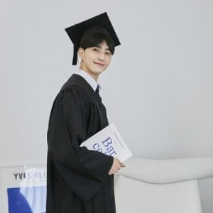 남녀공용 졸업 학사모 단품 졸업사진 교복-WD77DA1