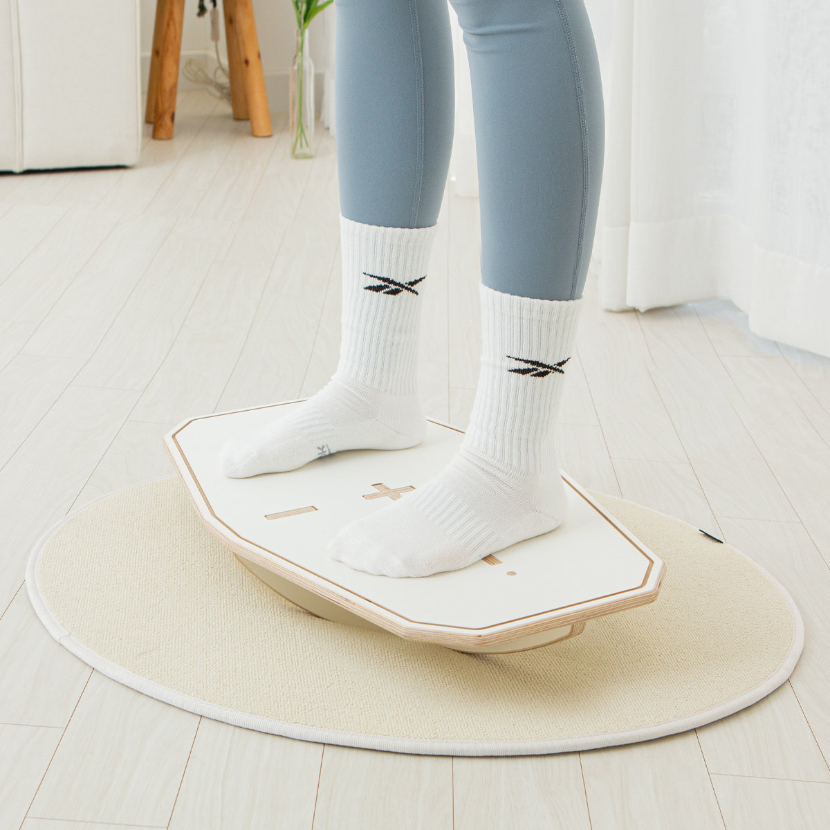 라샘 밸런스보드 GO23020W이미지입니다. 누르면 해당 게시물로 새창이동합니다.