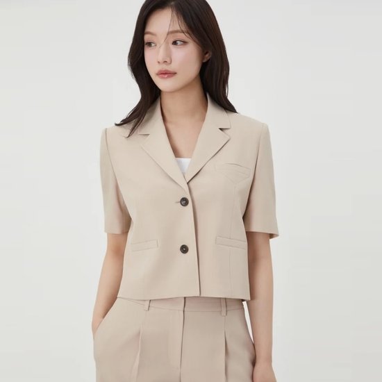 플라스틱아일랜드 여성 하프슬리브 크롭 자켓 PS2WJ562