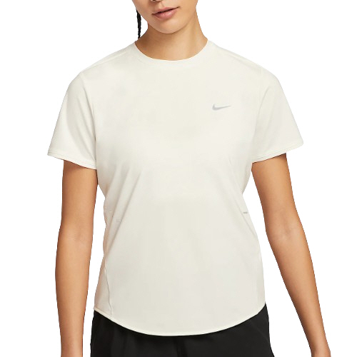 나이키 스위프트 드라이 핏 반팔 러닝 탑 HM9699-133이미지입니다. 누르면 해당 게시물로 새창이동합니다.