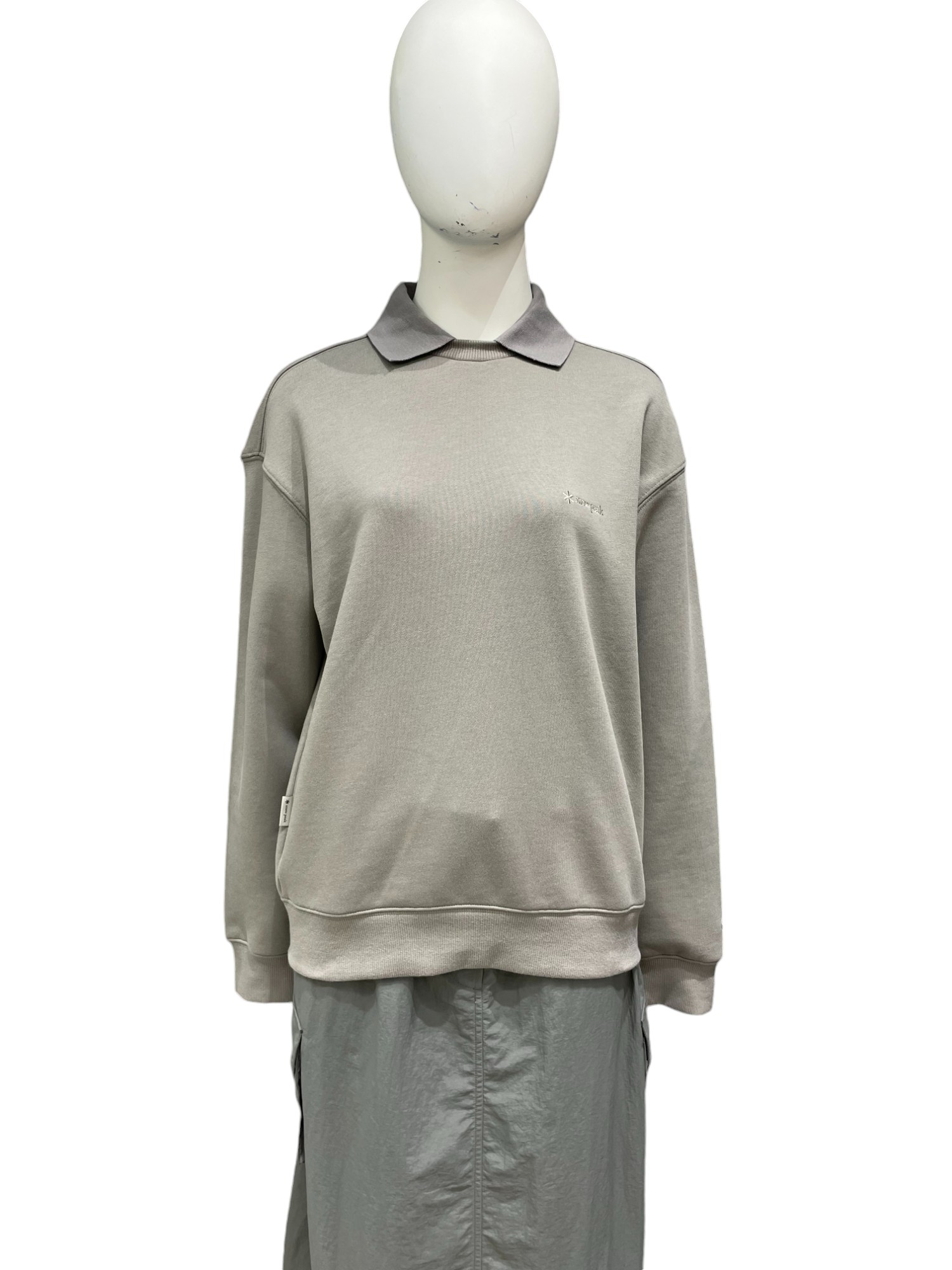 스노우피크 세미 크롭 카라 맨투맨 S24FWFHT67OL