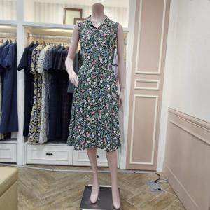 수인터내셔날 BCBG 글로우 프린트 민소매 원피스 B4B5O643