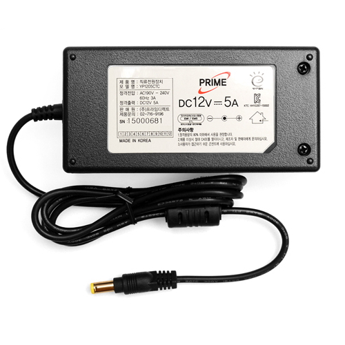 �����ӵ�Ʈ 12V 5A ����� �����