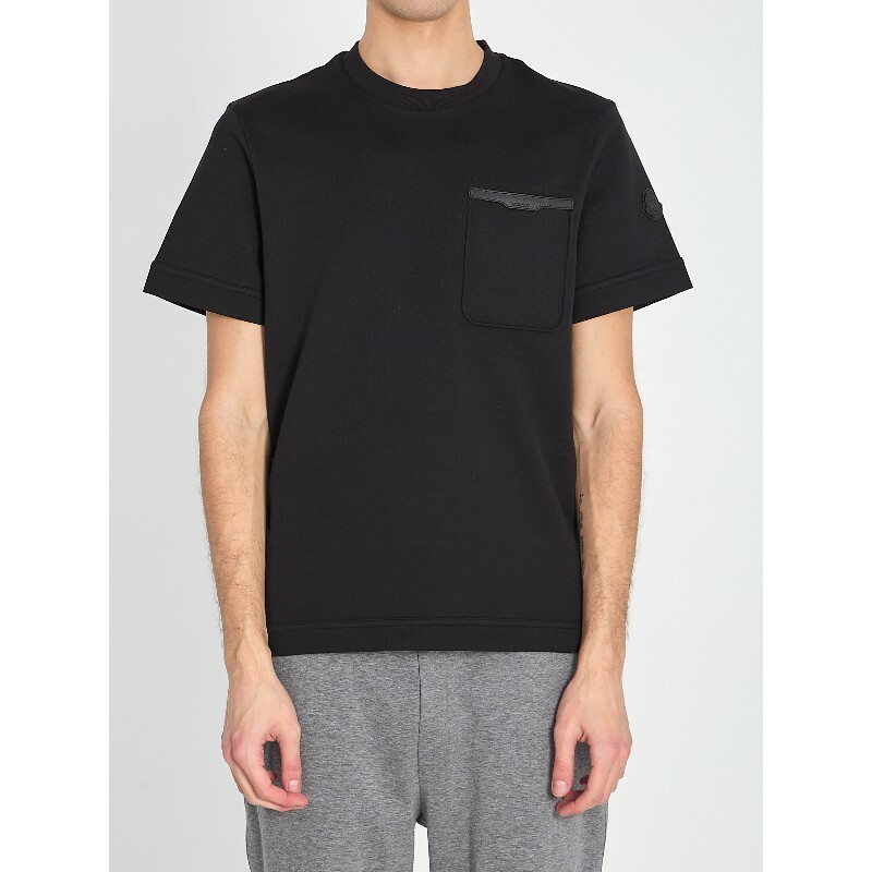 몽클레르 반팔 티셔츠 L10918C00050 BLACK
