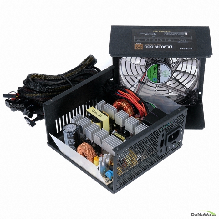 ��� BIGFOOT ���� 600W 80PLUS�����
