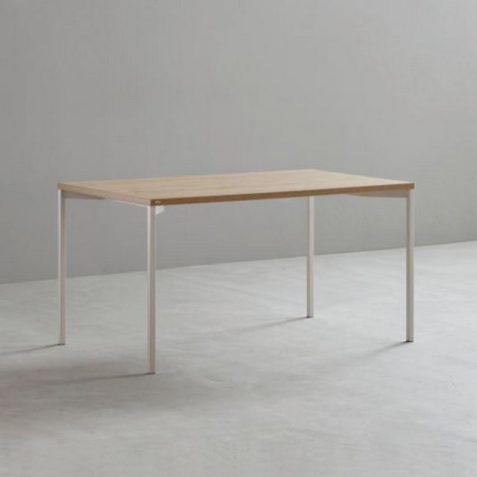 데스커 베이직 책상 (1400x800)_이미지