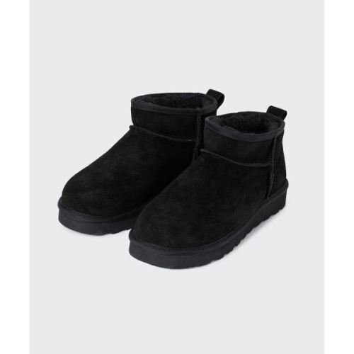 무신사 무신사 스탠다드 스탠다드 윈터 퍼그 숏부츠 블랙 1629591이미지입니다. 누르면 해당 게시물로 새창이동합니다.