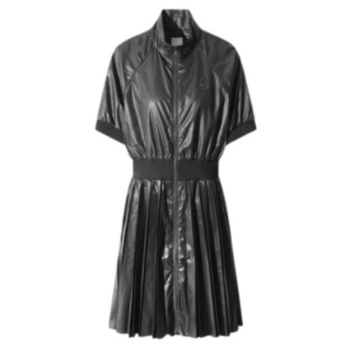 waac 플리츠 하이 넥 드레스 WWUAA25607BKX이미지입니다. 누르면 해당 게시물로 새창이동합니다.