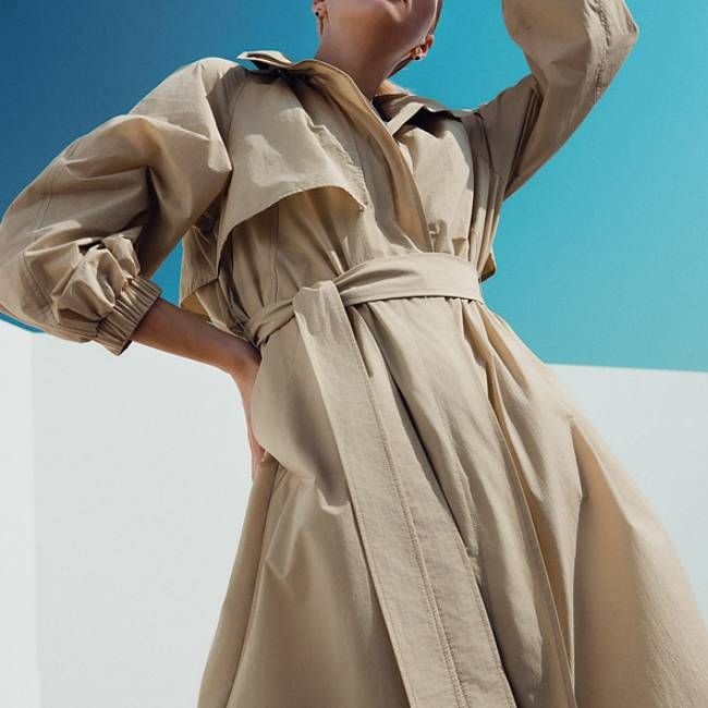 더아이잗컬렉션 플랩 래글런 히든 후드 점퍼 CP4A0JP371