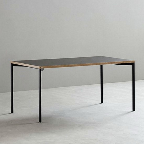 데스커 베이직 책상 (1600x800)_이미지