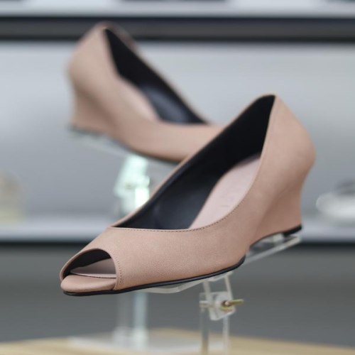 세이브존06 오픈 토 미들굽 펌프스 6cm 웨지힐 구두 BY 26S129J99BB2