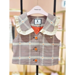 퍼스트어패럴 프렌치캣 9D 하트 체크 프릴 조끼 Q34DAV010