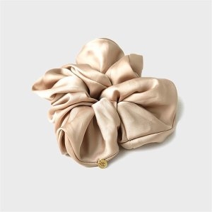 하스 TLH037 Beige delicate silk scrunchie NoneNone