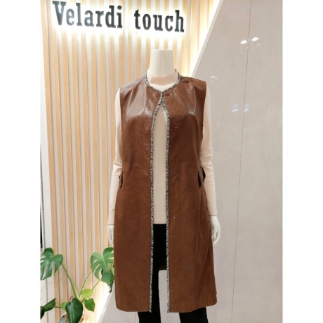한림에프앤씨 벨라디터치 양가죽 배색 롱 베스트 V7A1LT22