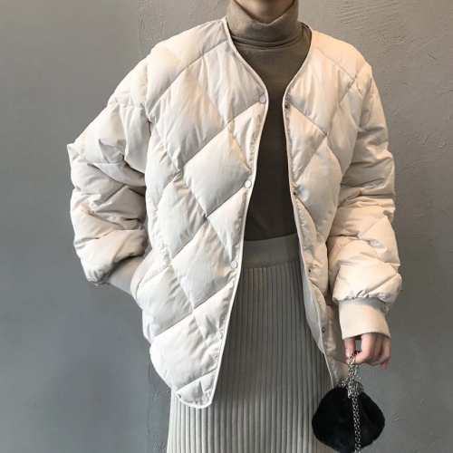 여성 따듯한 라운드넥 노카라 경량 패딩 깔깔이_이미지