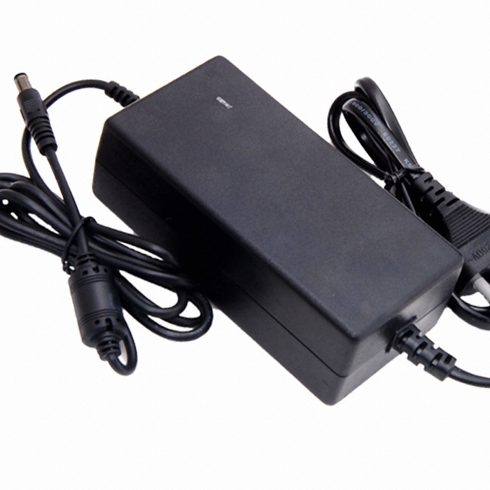 �����ӵ�Ʈ 12V 5A ����� (�ڵ�Ÿ��)