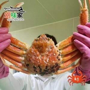 하얀돌 별미가 자연산 푸른심해 프리미엄 러시아 황제 <b>대게</b> 1kg 1마리 자숙찜