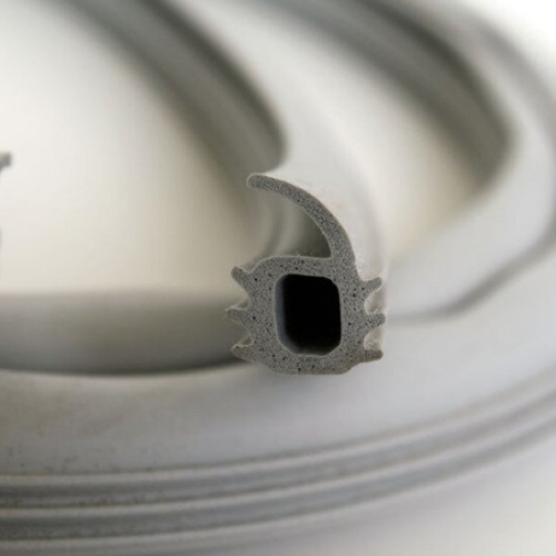 현관문 고무패킹 날개형 6.3m이미지입니다. 누르면 해당 게시물로 새창이동합니다.