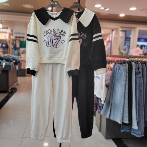 신디키즈 23년 겨울 상하세트 활동적인 아이들의 겨울나기에 예쁘다고 사랑받는 코디가 필요없는 스포티 카라맨투맨 CIMA23N06 +..