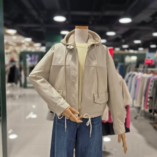 멜로디가든 후드 차이나 가죽 점퍼 M26S2R113 아이보리