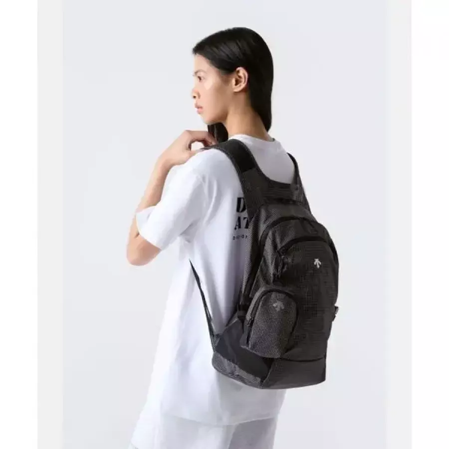 라이트웨이트 립 백팩 19L, 파우치 구성 SR323UBP71