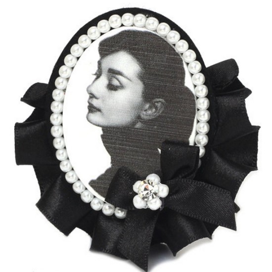 타키비즈 오드리햅번 브로치