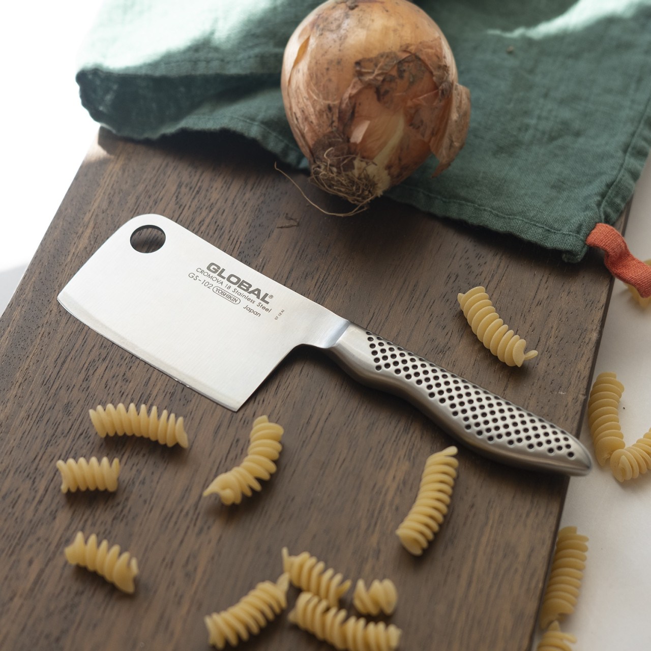 글로벌나이프 GS-102 미니쵸퍼이미지입니다. 누르면 해당 게시물로 새창이동합니다.