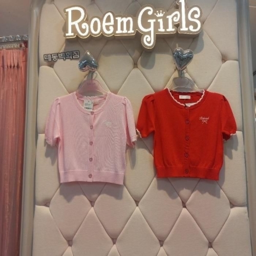 로엠걸즈 DP01 여름퍼프소매 가디건 RGCK2542P이미지입니다. 누르면 해당 게시물로 새창이동합니다.