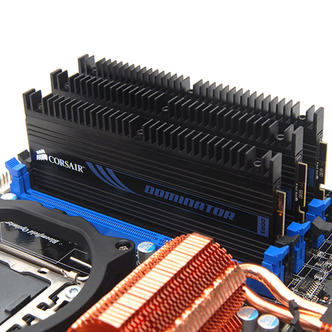 CORSAIR DDR3-1600 CL8 DOMINATOR 패키지 (6GB(2Gx3))_이미지