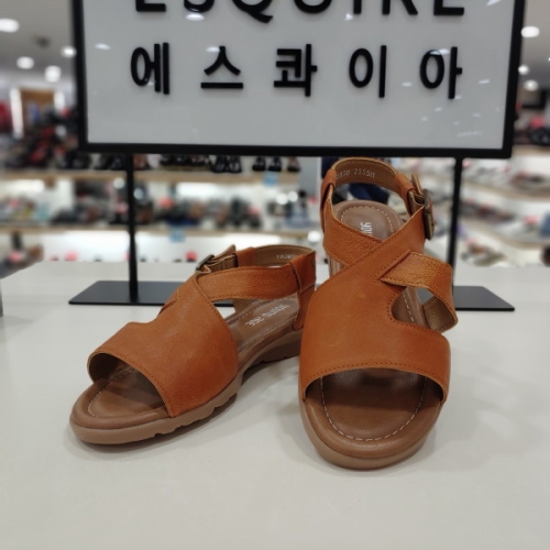 패션그룹형지 에스콰이아 여성 컴포트 샌들 3센치 YA0MSD850
