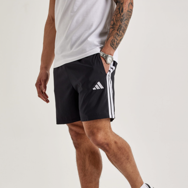 아디다스 에센셜 삼선 첼시 쇼츠 JE6436