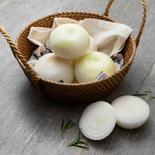 곰곰 국내산 깐양파(햇) 1kg (1개)_이미지