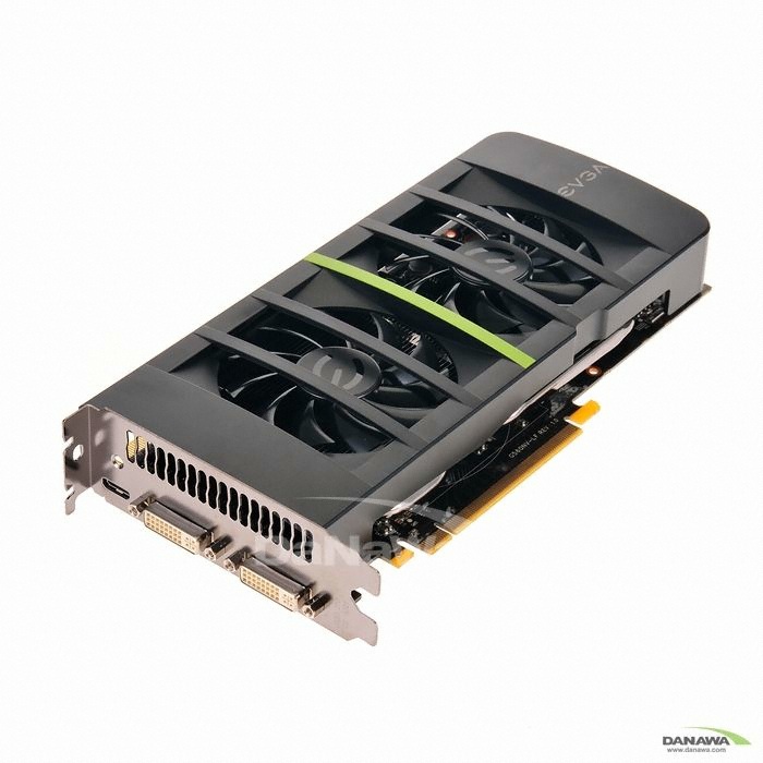 EVGA ������ GTX560 Ti DS SuperClocked D5 1GB