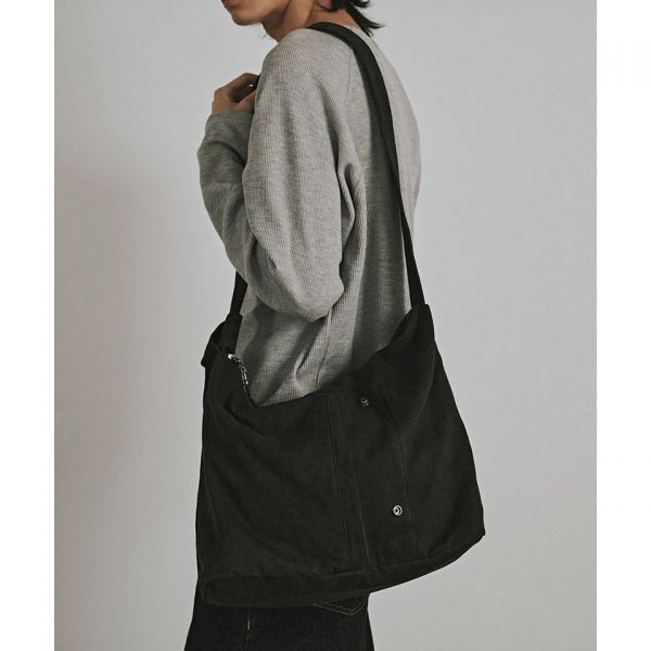 카네이테이 MIL-TYPE KNOT WED SHOULDER BAG BLACK K26S-BA0-568-BK 119058